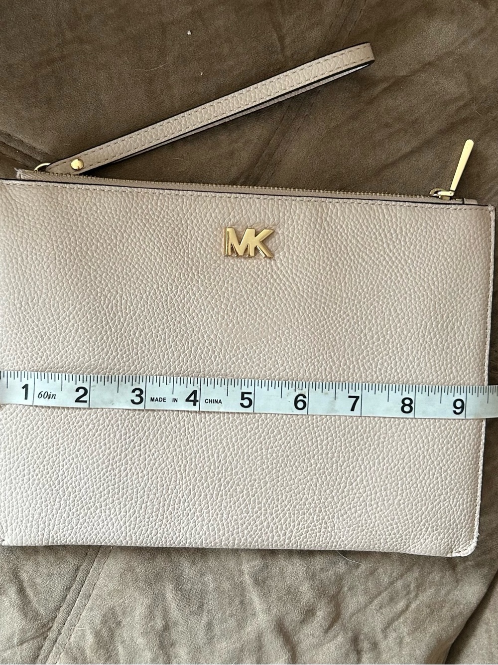 Michael Kors | Large Wristlet - Picture 11 of 11